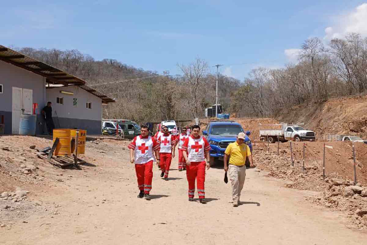 rescate-mineros-atrapados-el-rosario-sinaloa-2