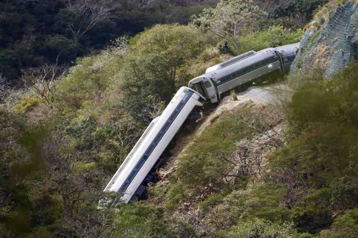 Liberan a chofer y al jefe de despachadores del Tren Interoceánico tras resarcir daño a víctimas