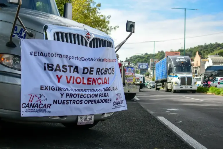 Segob reporta protestas de transportistas en 19 estados; hay 38 puntos de movilización | Animal Político
